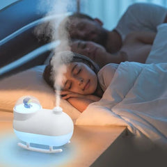 Astronaut Humidifier – Mini USB Aroma Diffuser with LED Light (300ML Portable Air Humidifier)